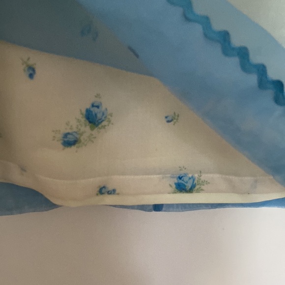 Sundress by Uniform - Picture 4 of 6